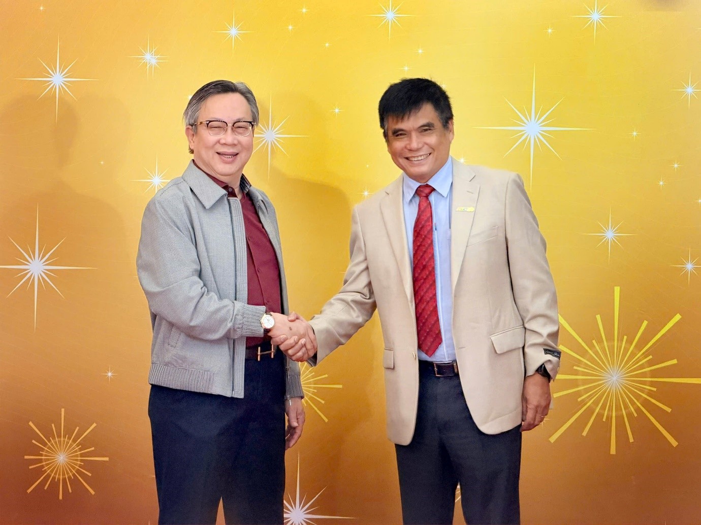 SAIGONBANK tham dự Hội nghị khách hàng “HTV và Bạn 2025”, vinh dự được tôn vinh “Đơn vị Kiến tạo giá trị năm 2025”