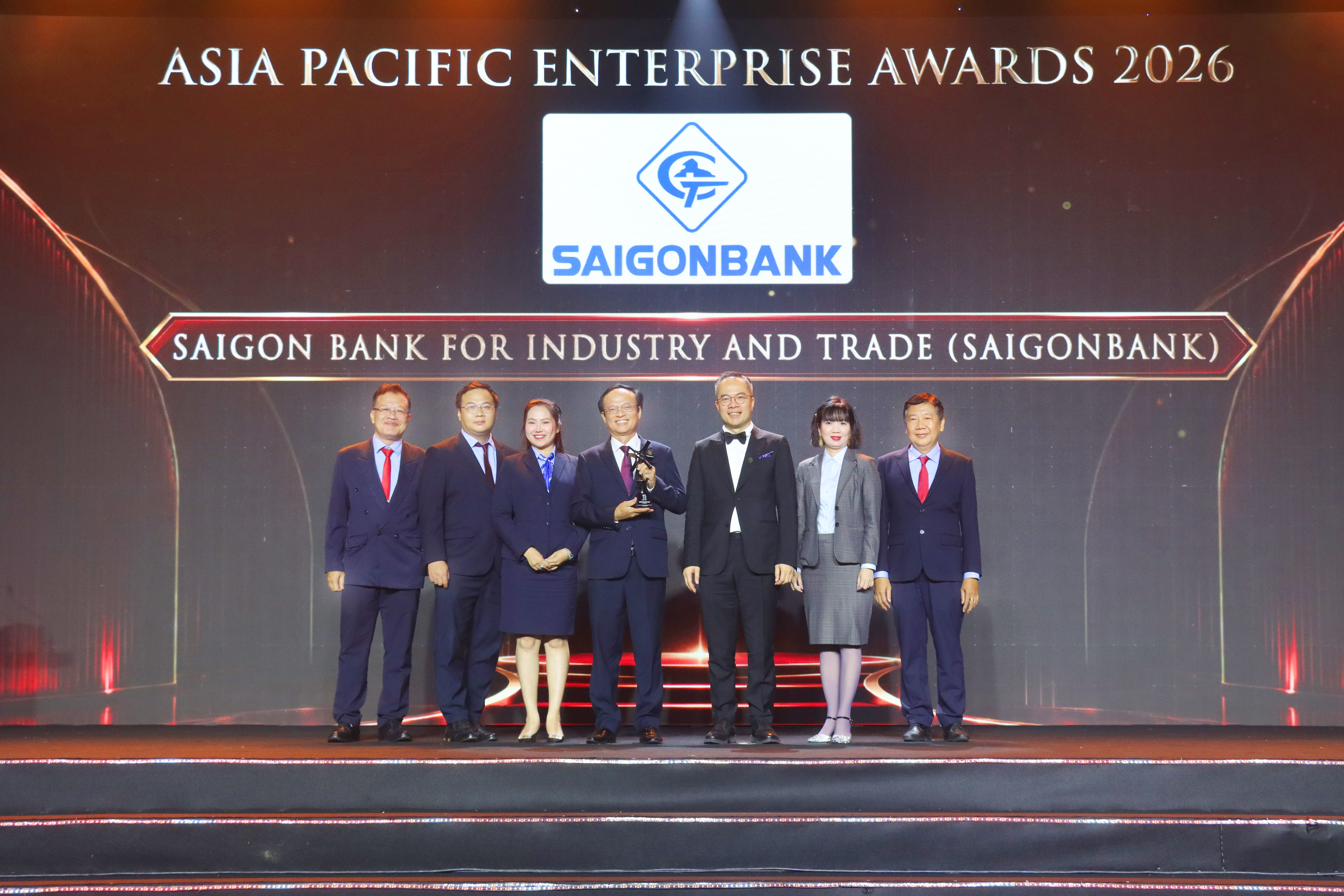 SAIGONBANK VINH DỰ NHẬN GIẢI THƯỞNG APEA 2026 KHẲNG ĐỊNH CAM KẾT VỀ TÍNH BỀN VỮNG VÀ QUẢN TRỊ DOANH NGHIỆP MINH BẠCH